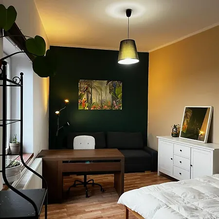Hostel Cozy And